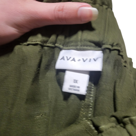 NWT Ava & Viv green pants, size 1x - Picture 5 of 7